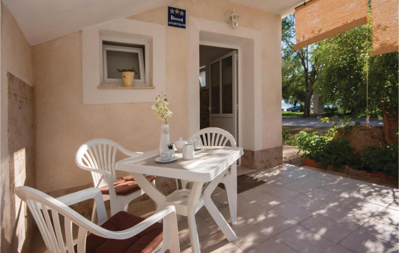 Nice Apartment In Raslina With House Sea View ภายนอก รูปภาพ