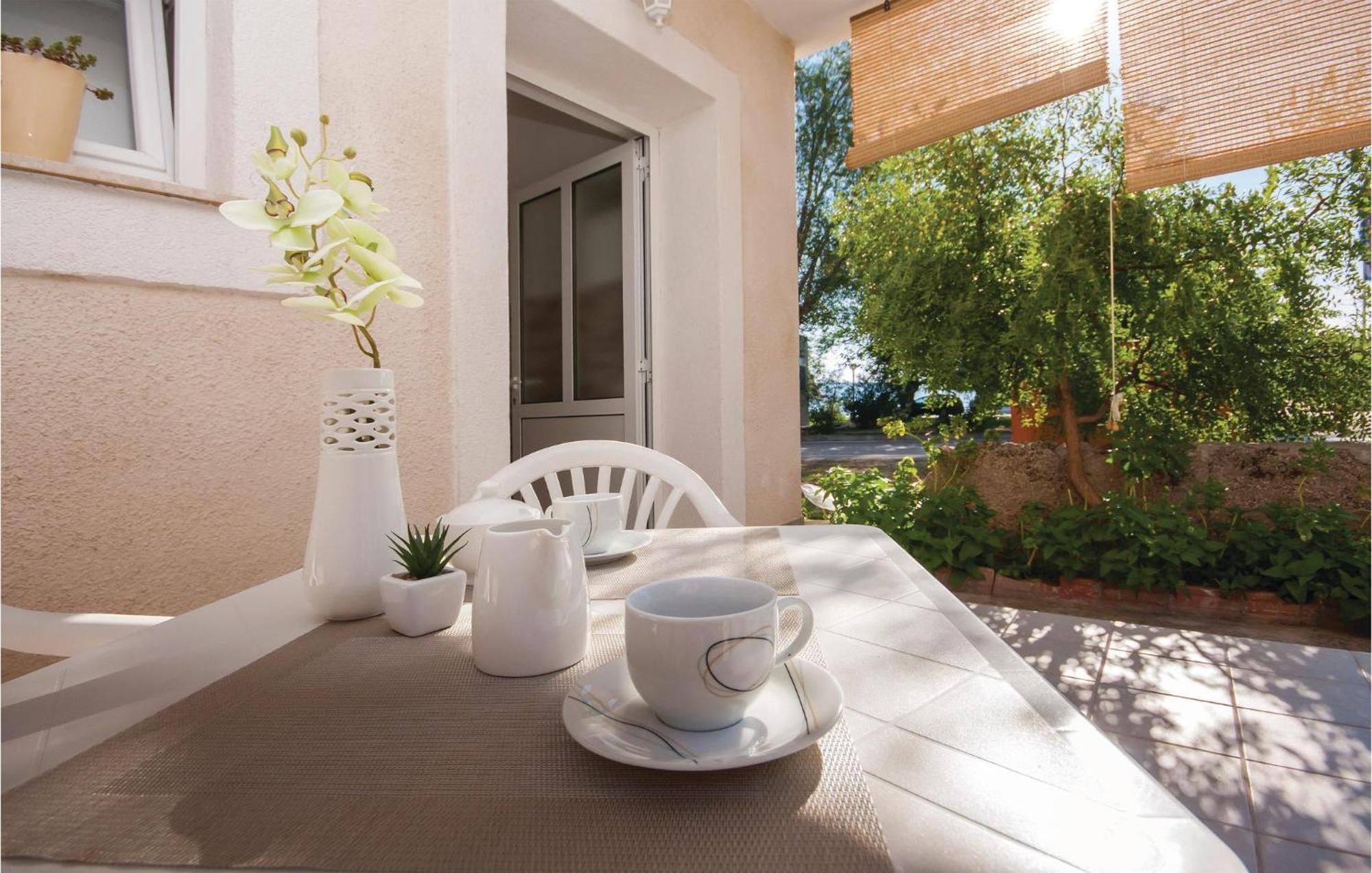 Nice Apartment In Raslina With House Sea View ภายนอก รูปภาพ